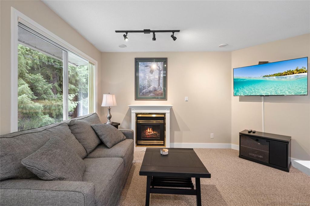 listing image 16043545627535135012