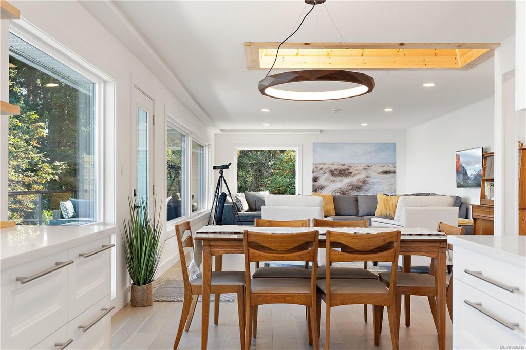listing image 16042262860207106672