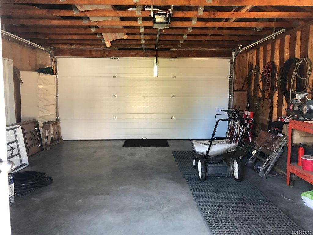 listing image 16043963873246