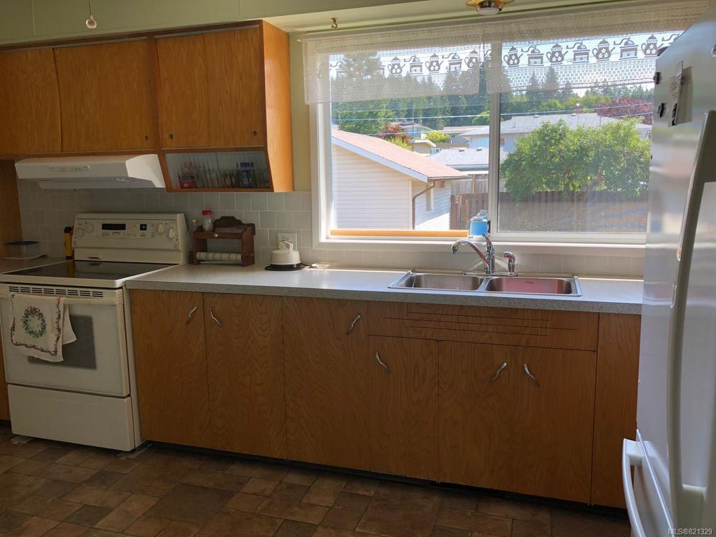 listing image 16041855658086