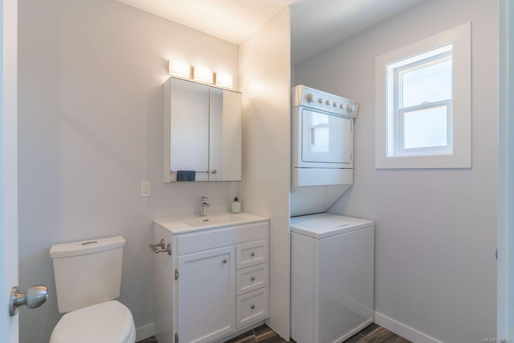 listing image 16047259984588495758