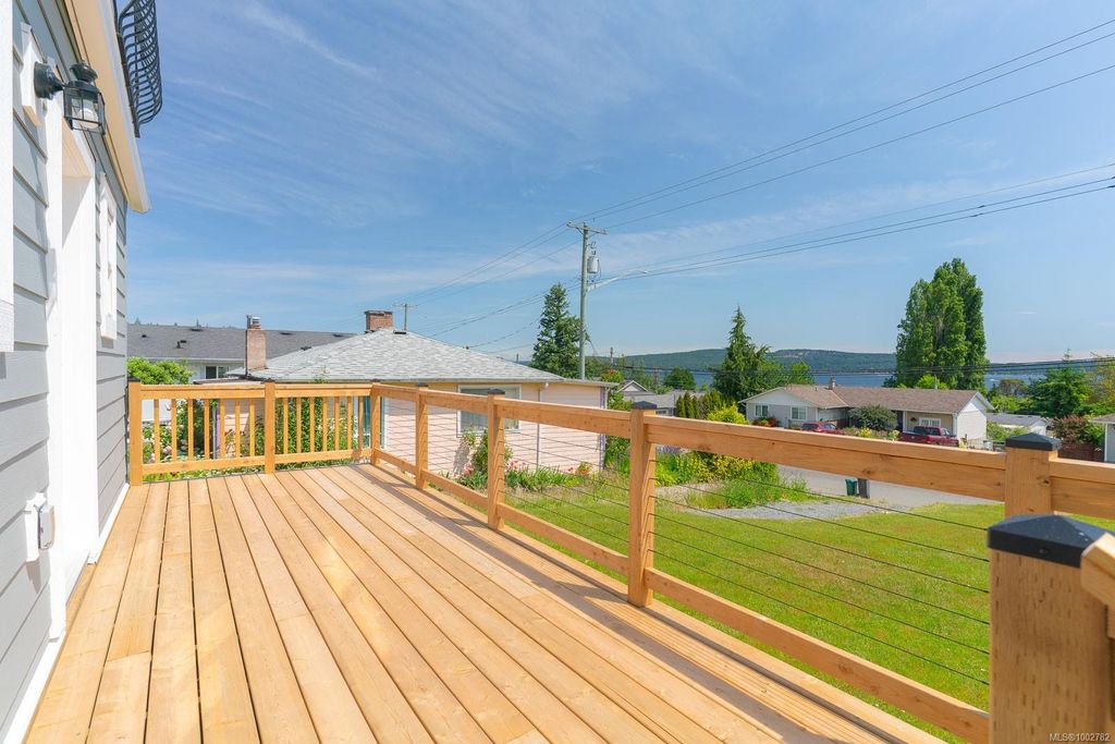 listing image 16042941030552138250