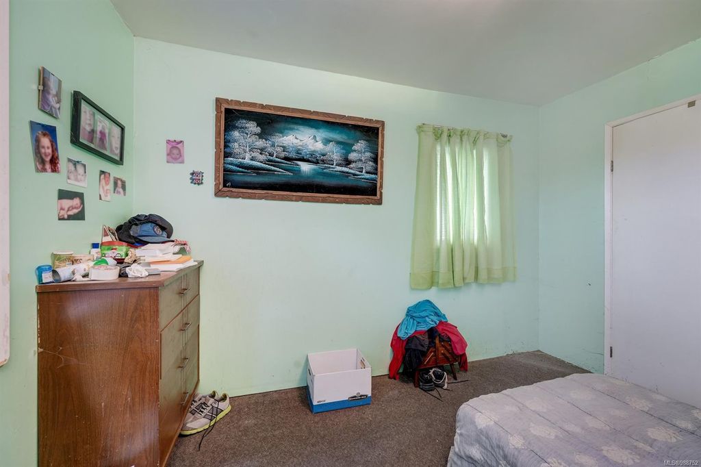 listing image 16044466128849493826