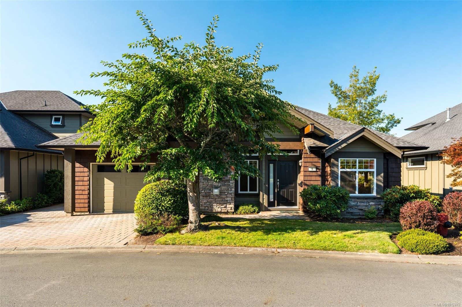 9-2229 Graduation Pl, The Townhomes at University Ridge, Saanich ...