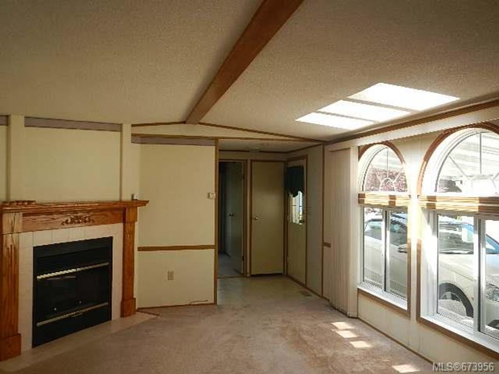 listing image 16040403766372748337