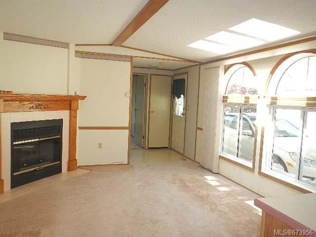 listing image 16043430463696851014
