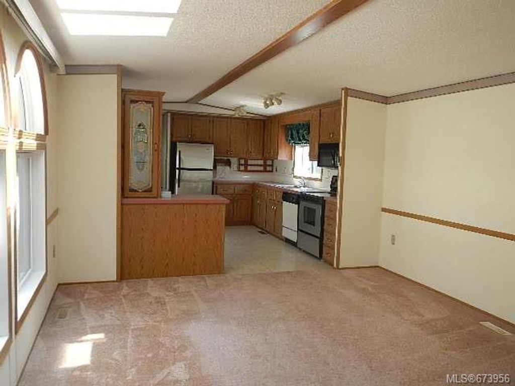 listing image 16047532171817728367
