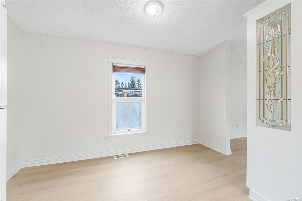 listing image 16044910467303402178