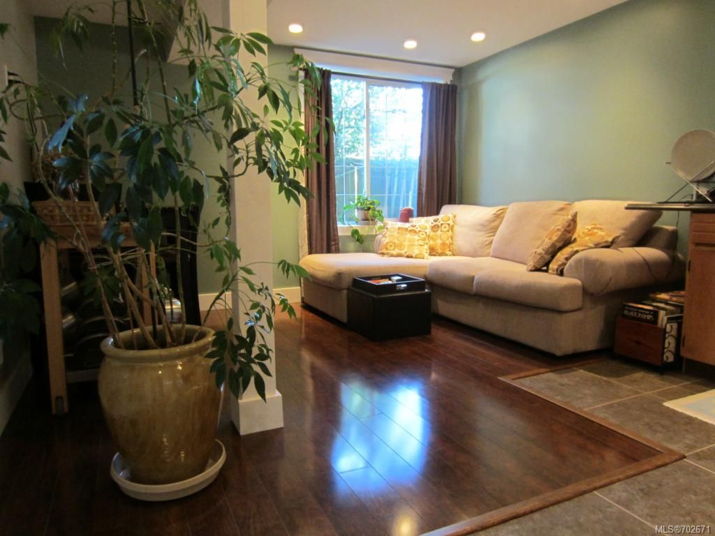 listing image 16043869588031360817