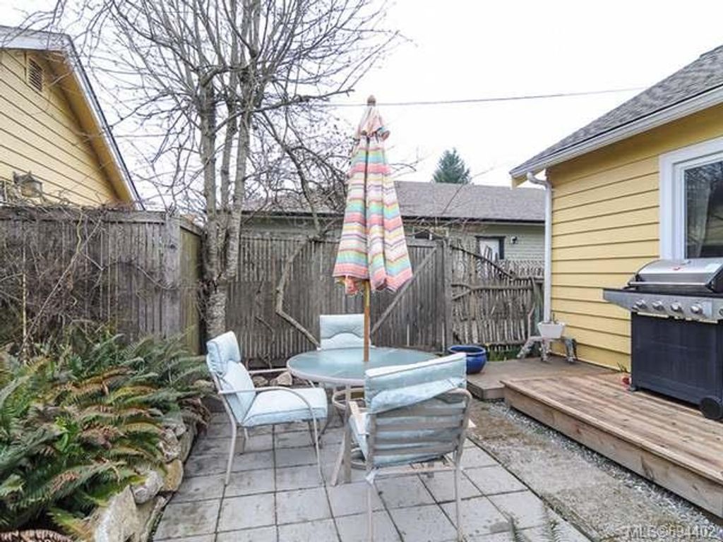 listing image 16042310978398750295