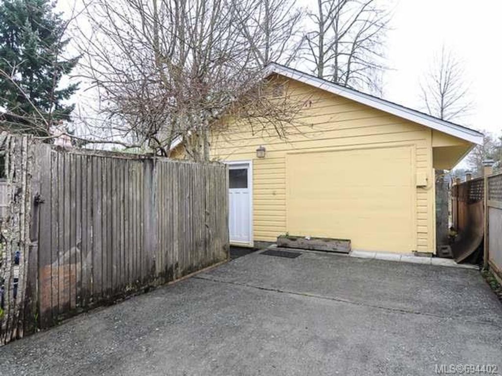 listing image 16042201040355846737