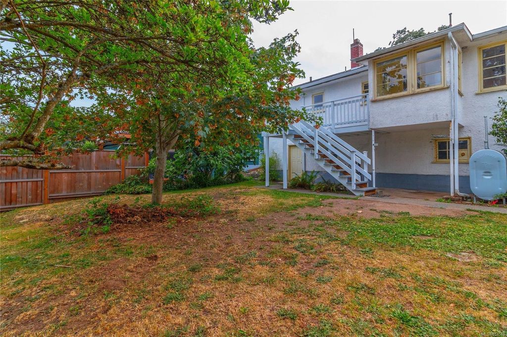 listing image 16042421894351