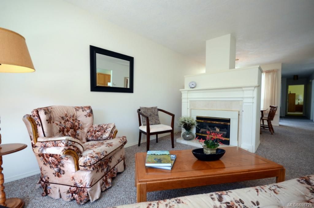 listing image 16049395131653005706