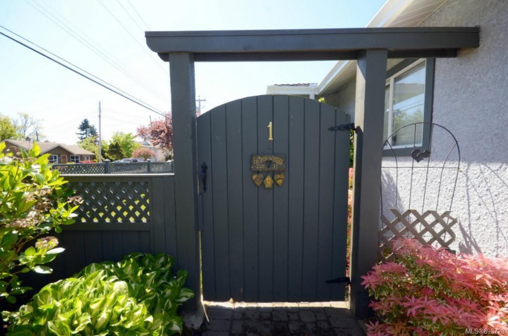 listing image 16041581096858099614
