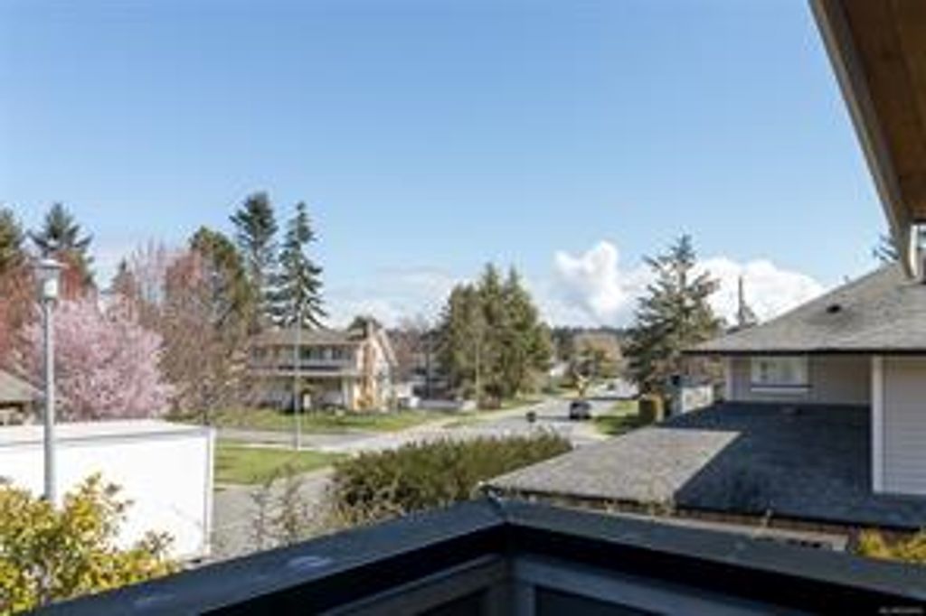 listing image 16043110982651220024