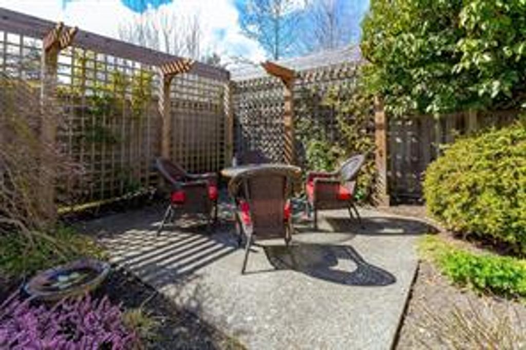 listing image 16049307053941570213