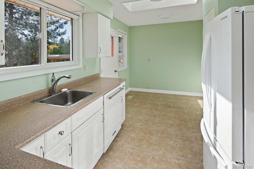 listing image 16045225765655570838