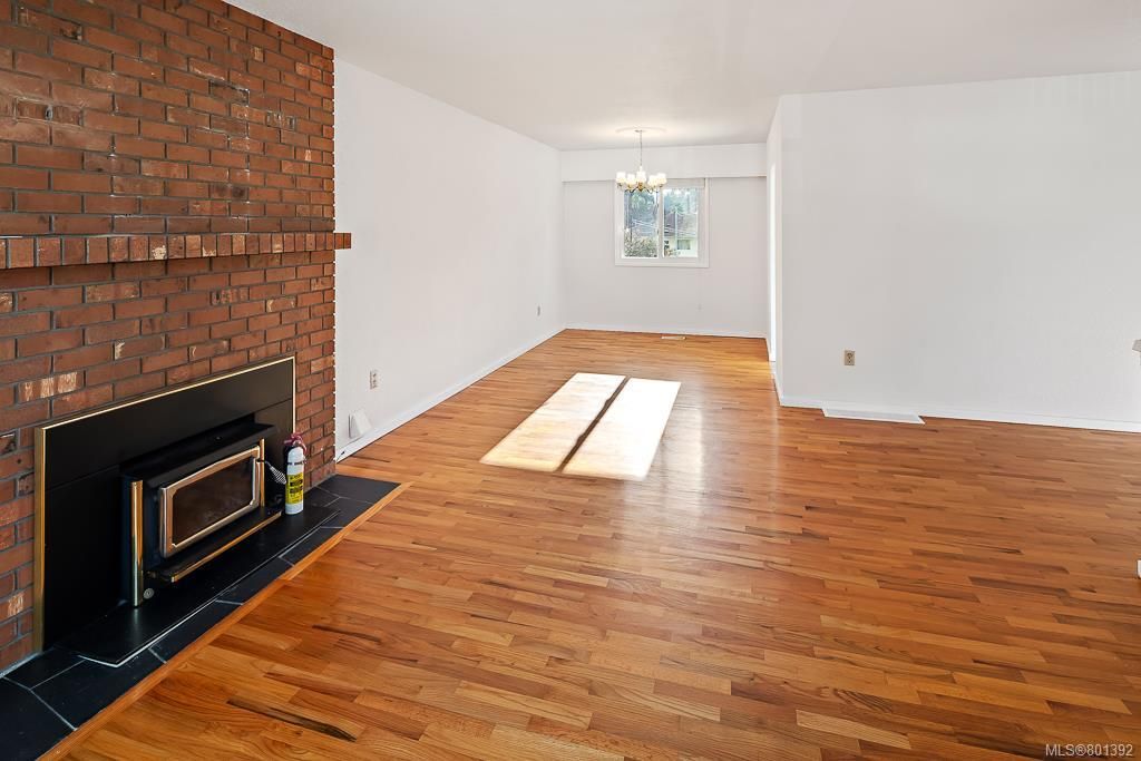 listing image 16043140868328714387