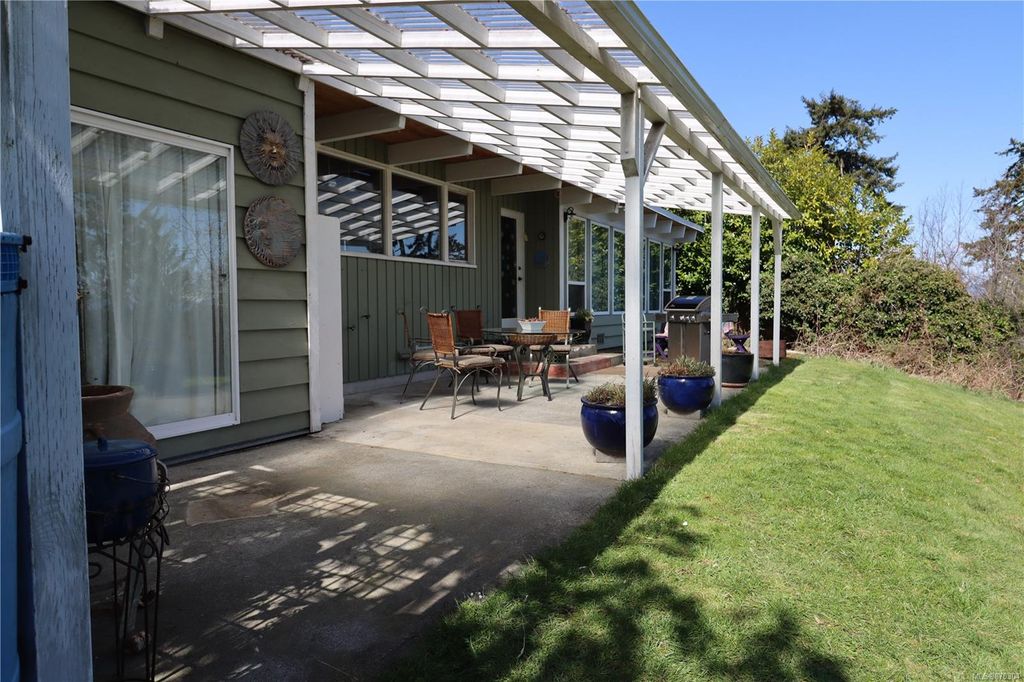 listing image 16046962358436186236