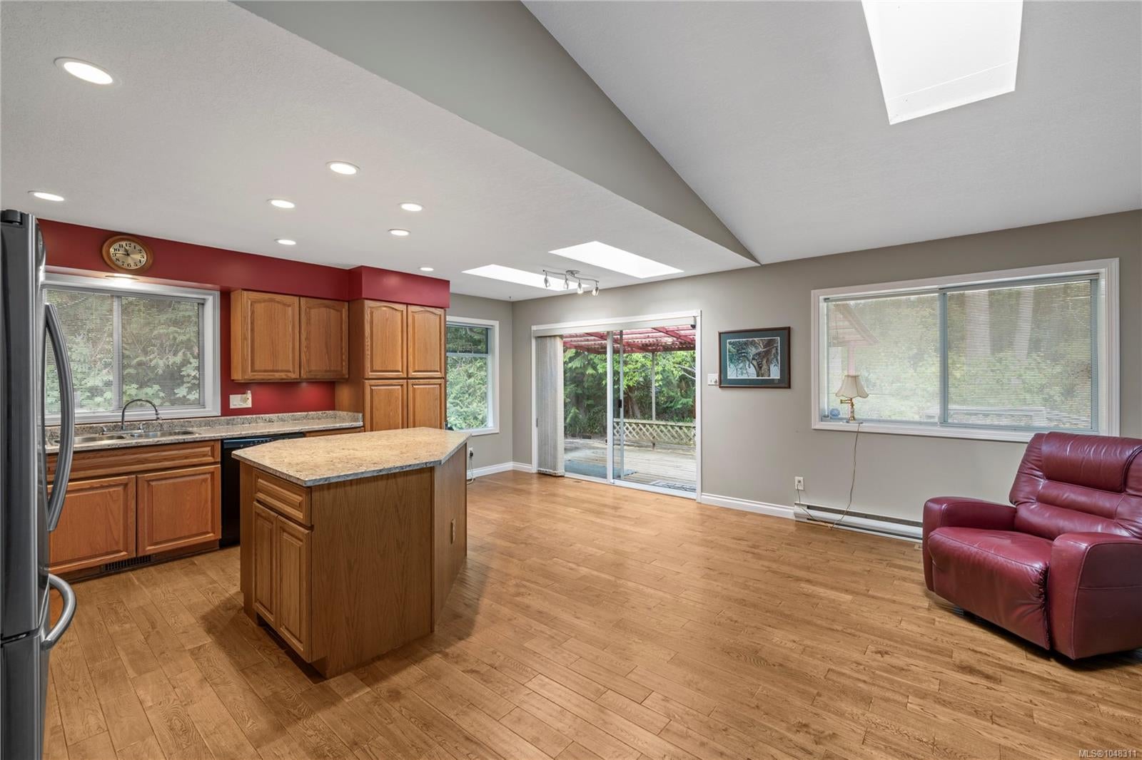 381 Fourneau Way