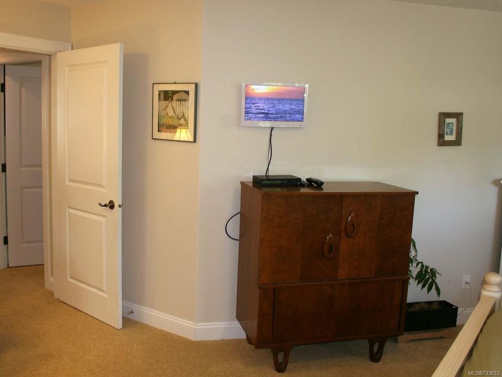 listing image 16040731850150381702