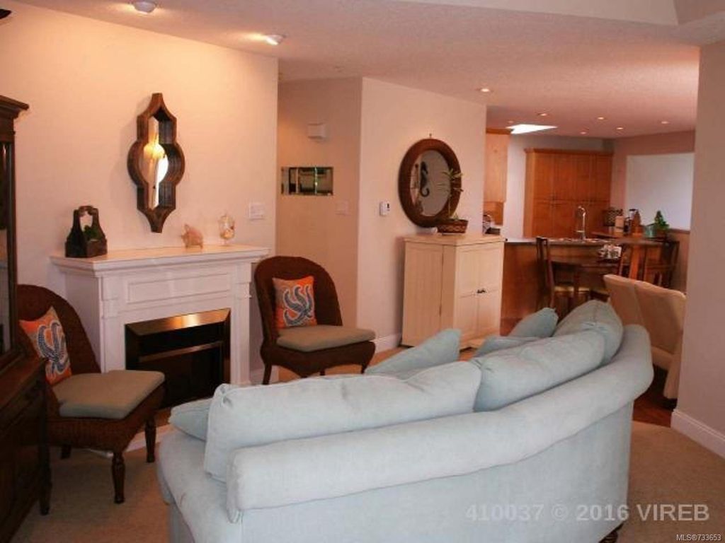 listing image 16045495228563740815