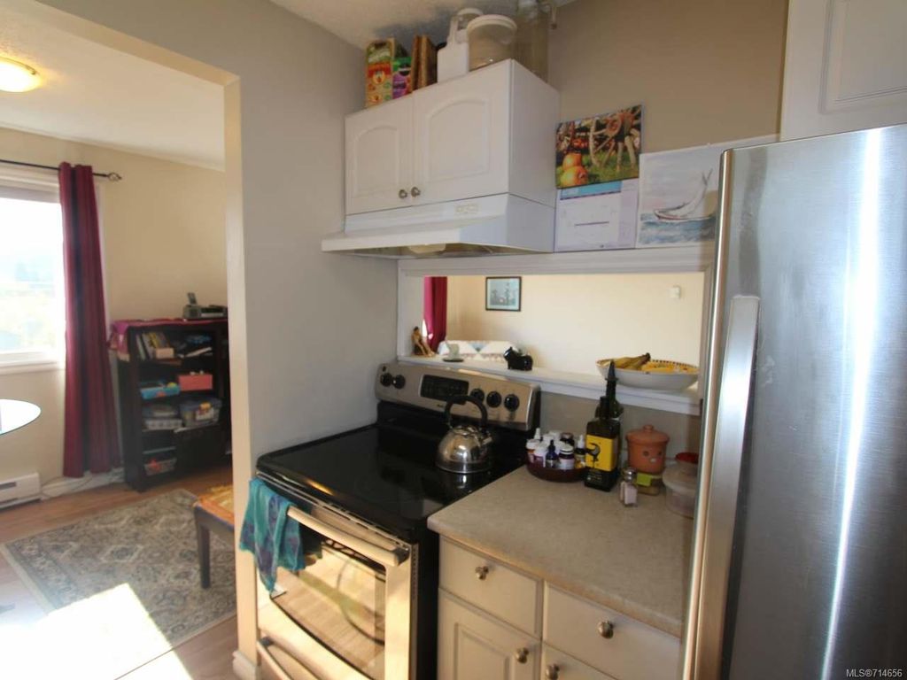 listing image 16042967560426460571