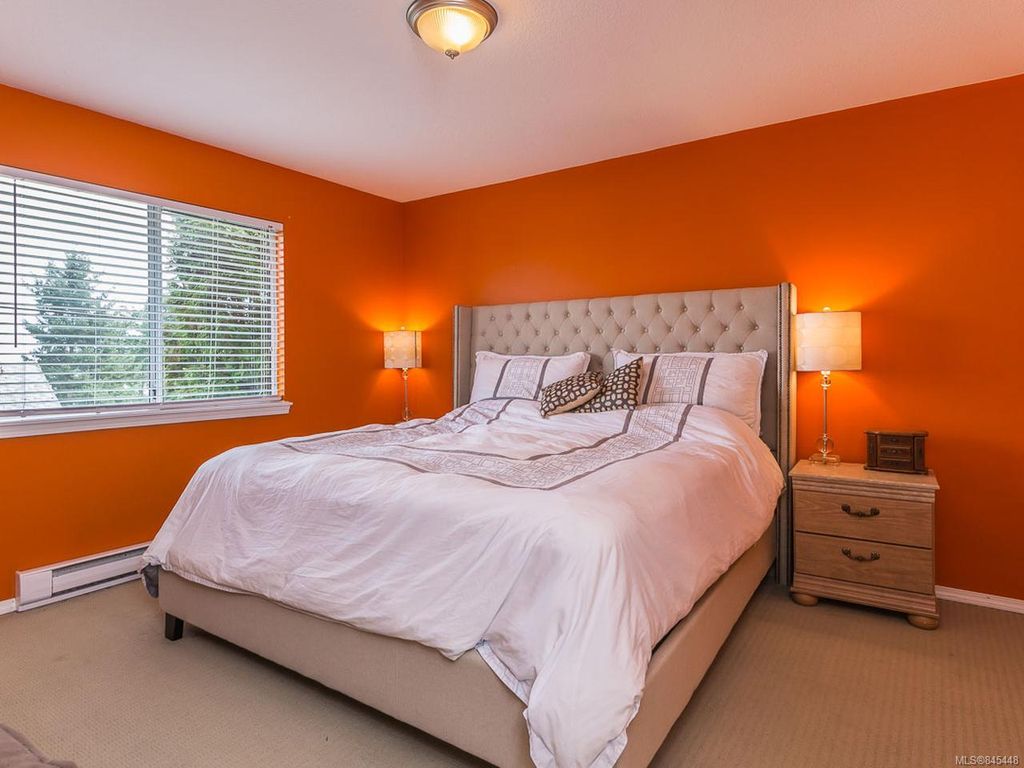 listing image 16041577070816091336