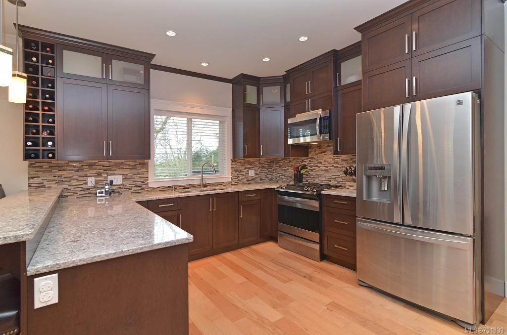 listing image 16047512893733384911