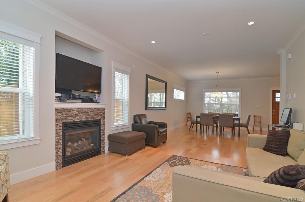 listing image 16046564405316209259