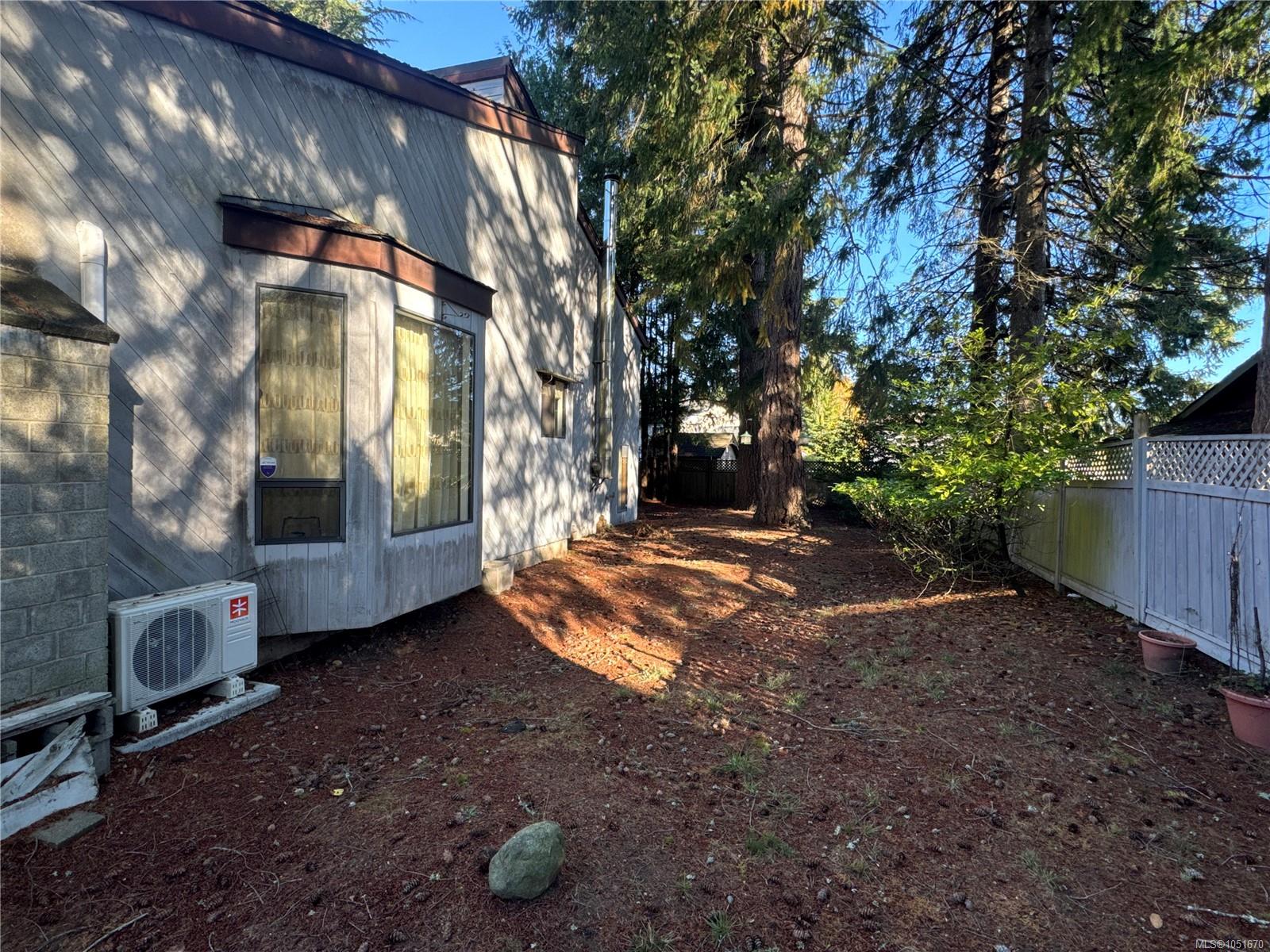 632 Erickson Rd
