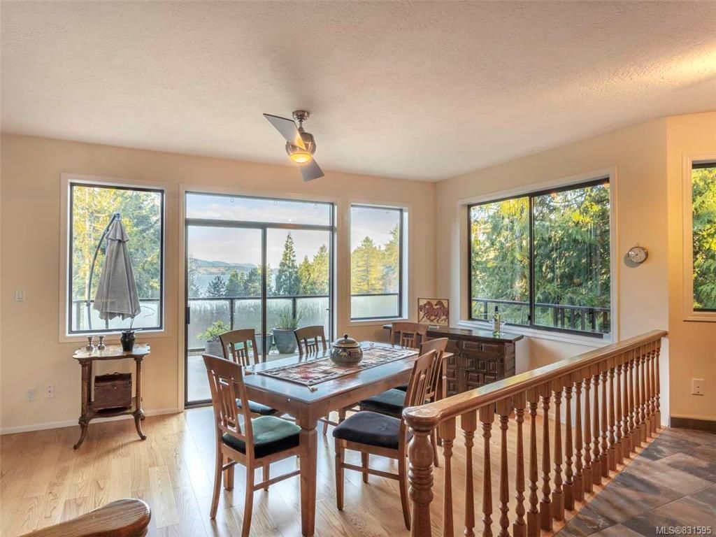 listing image 16042940599733