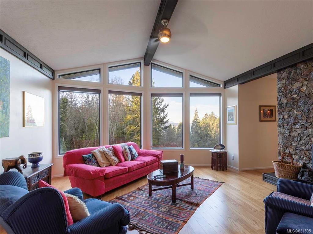 listing image 16043560862252