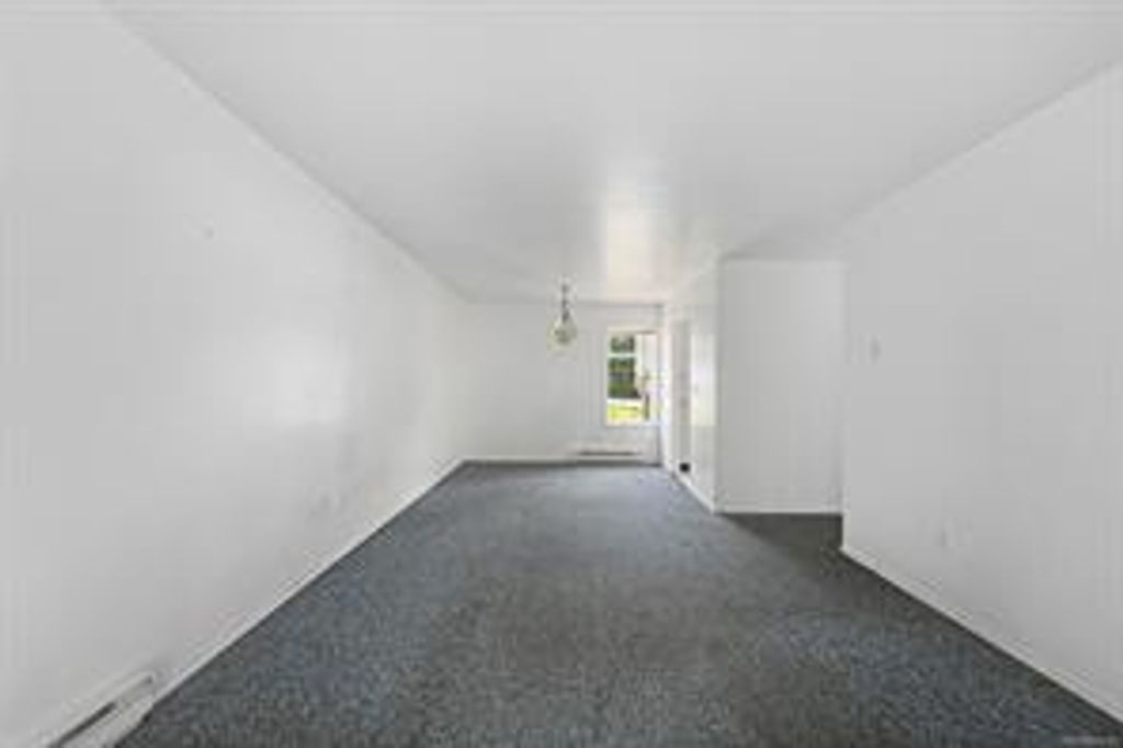 listing image 16041647588012729784