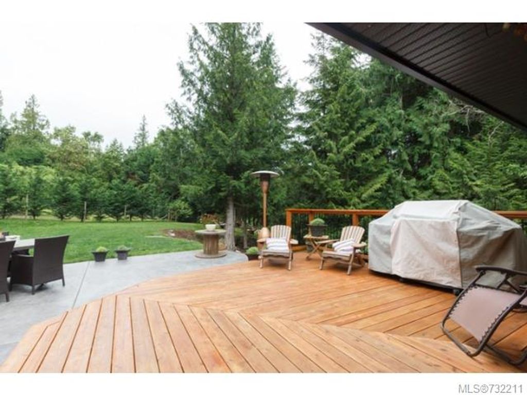 listing image 16049131589425195562