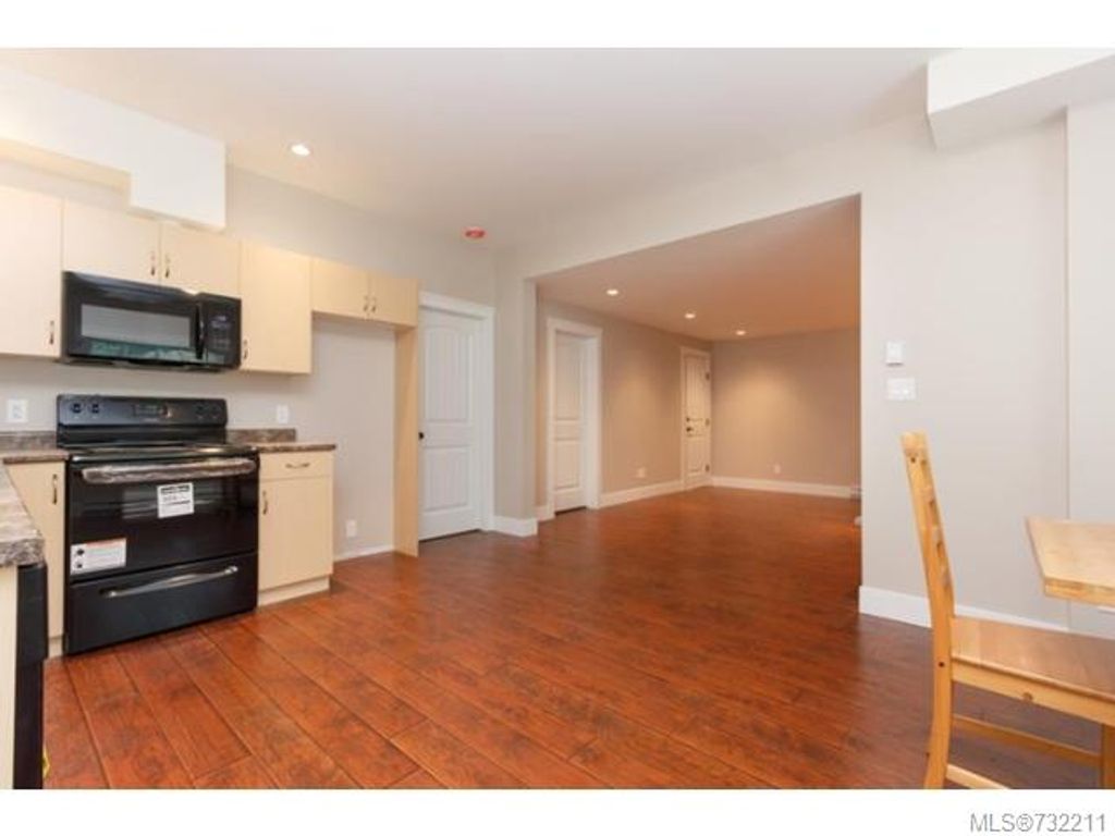 listing image 16049754840662805438