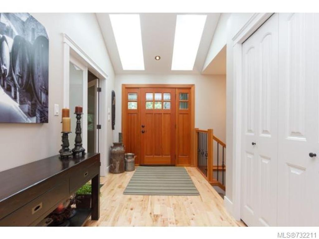 listing image 16042460372544117329