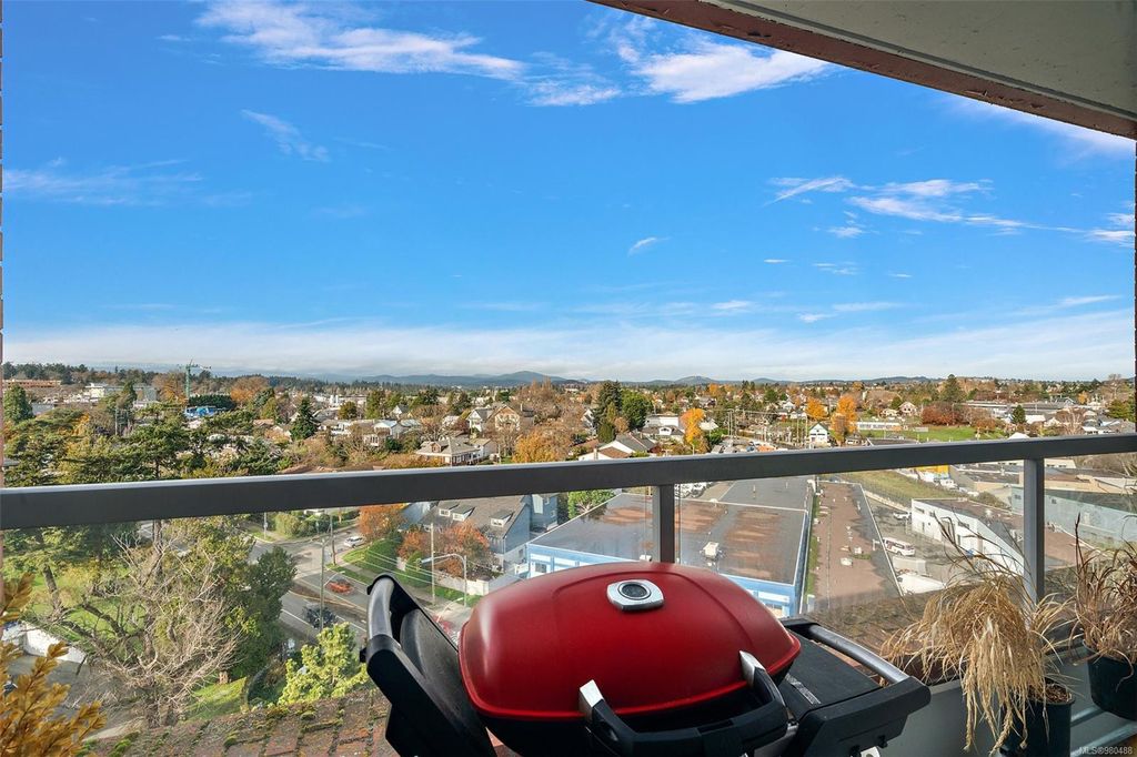 listing image 16046718569083363609