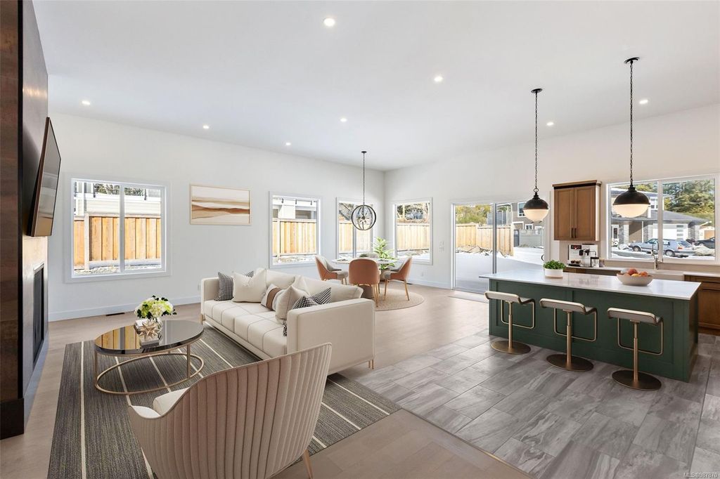 listing image 16045848303702807963