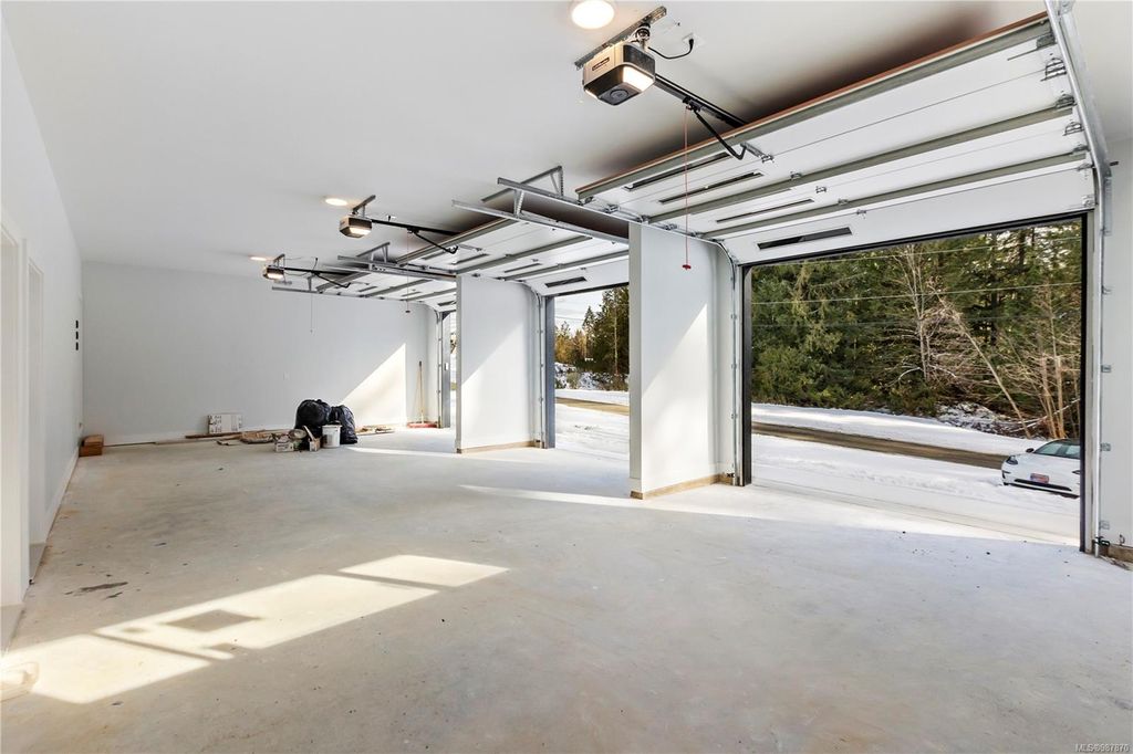 listing image 16046967606732964902
