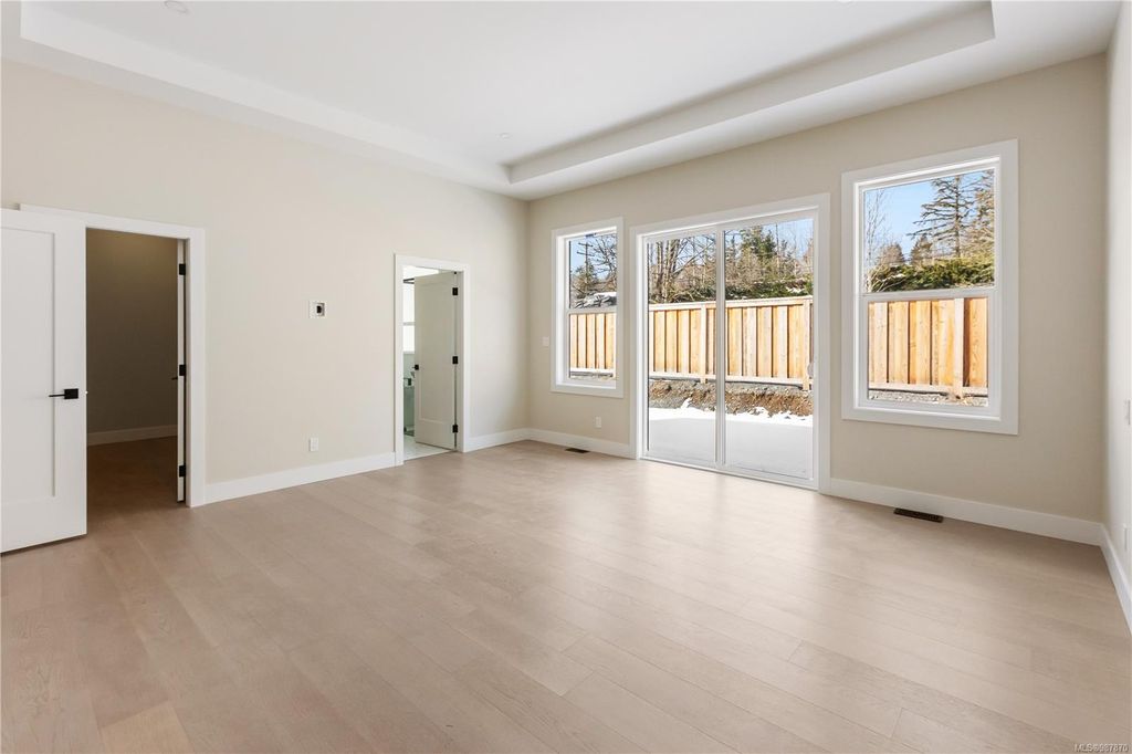 listing image 16045279559465561226