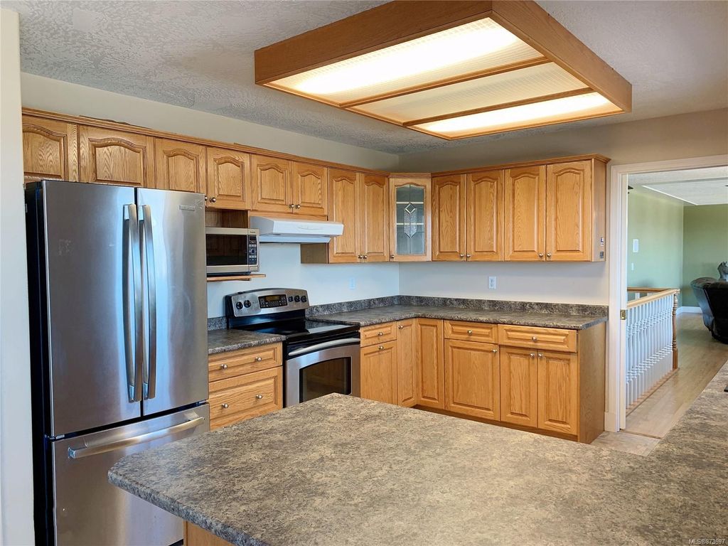listing image 16048304725344380090