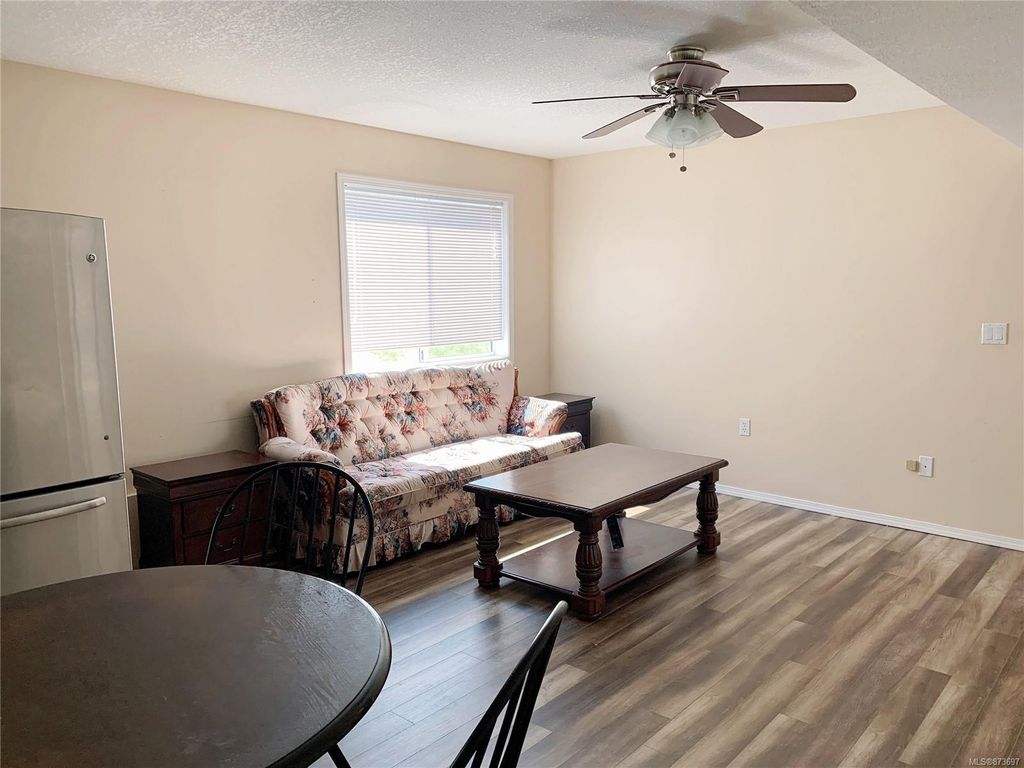 listing image 16040471421910497796