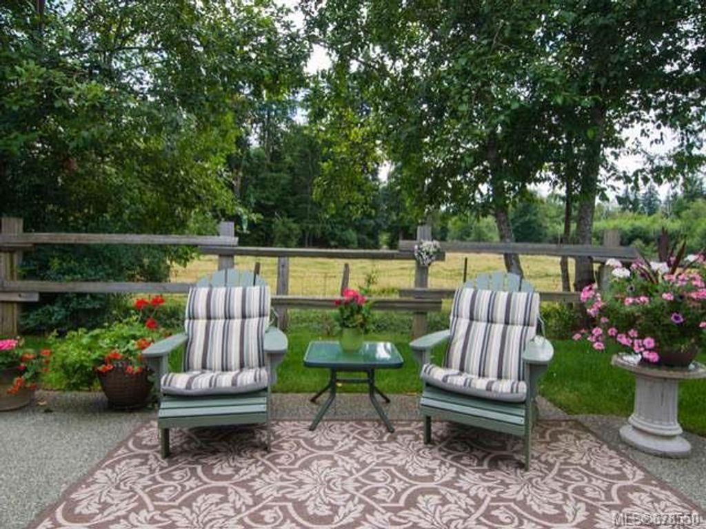 listing image 16047937065883337098