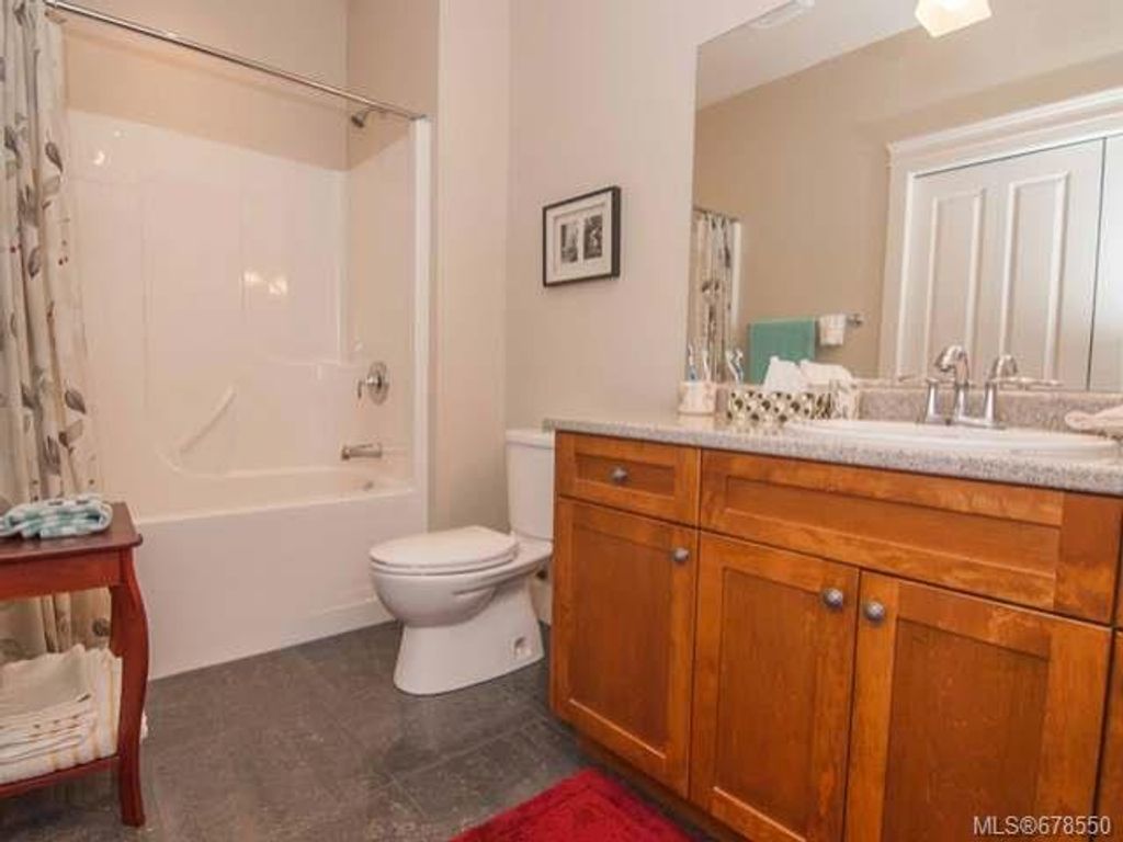 listing image 16049113946866304788