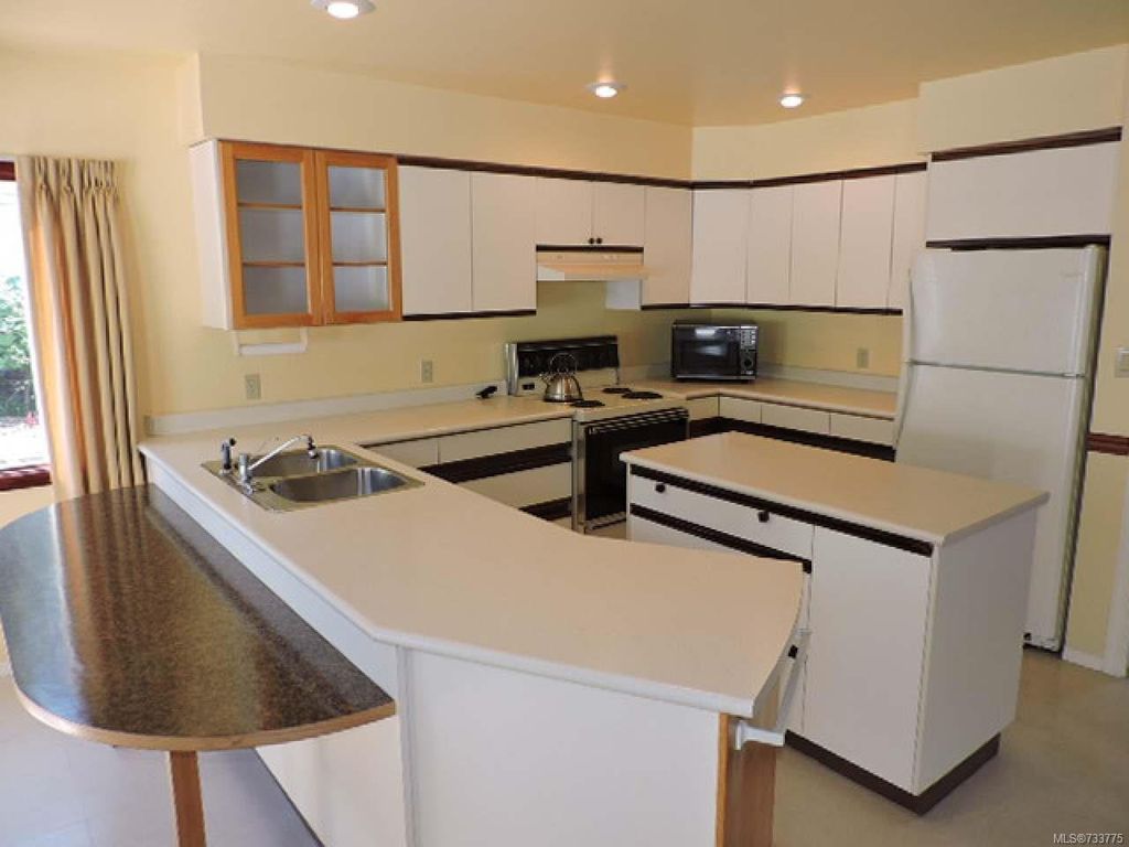 listing image 16041958573620921600