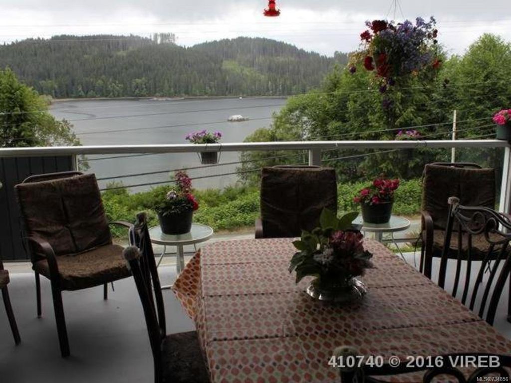 listing image 16043296782756454670