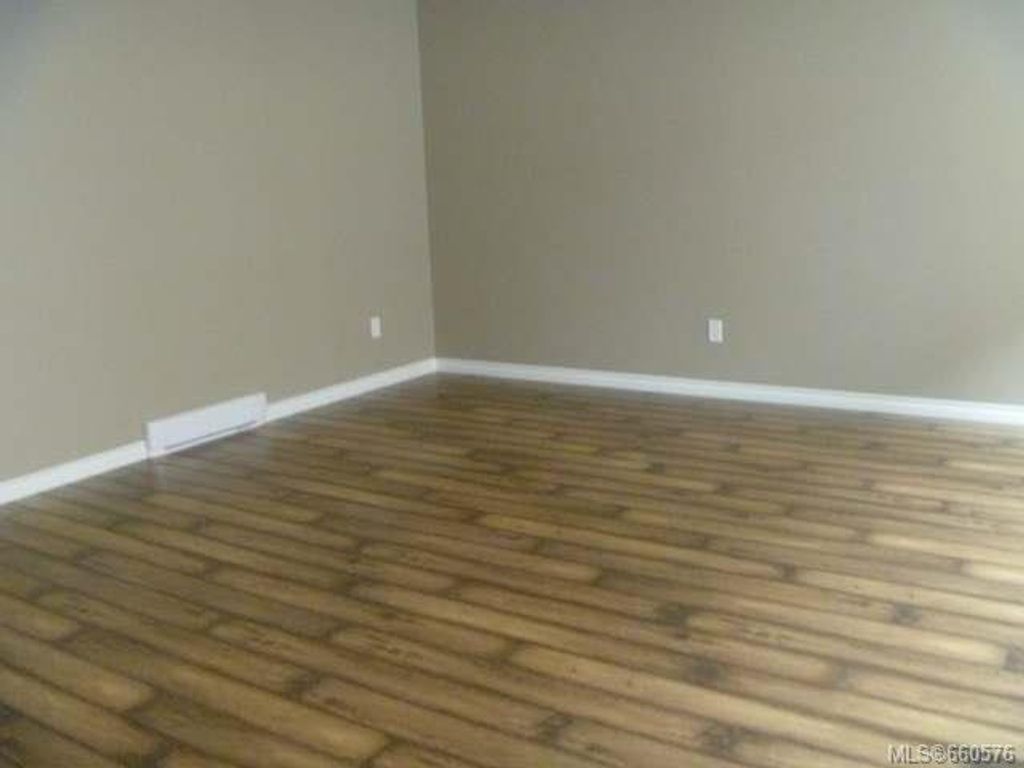 listing image 16046007443305634211