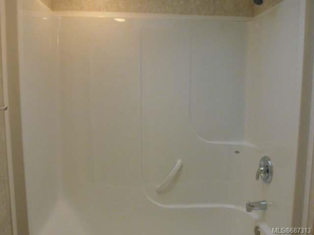 listing image 16040075871070283436