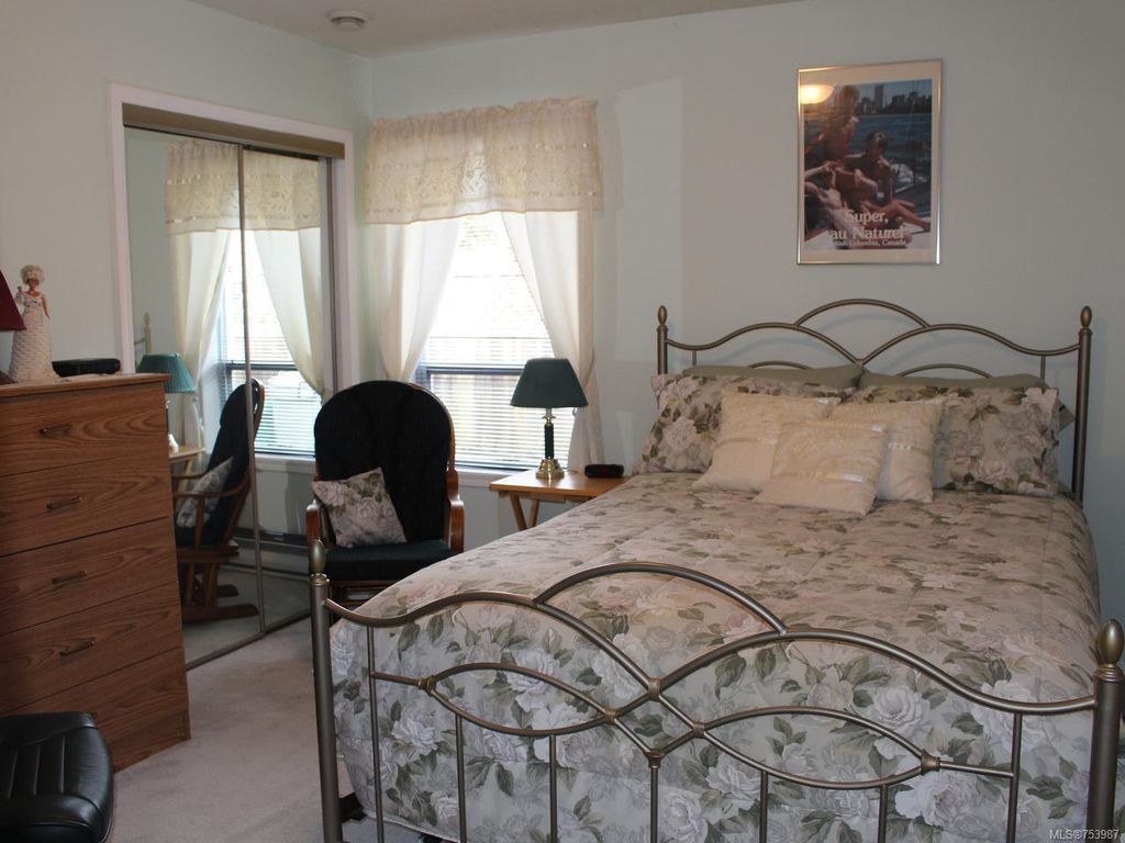listing image 16044765064634911067